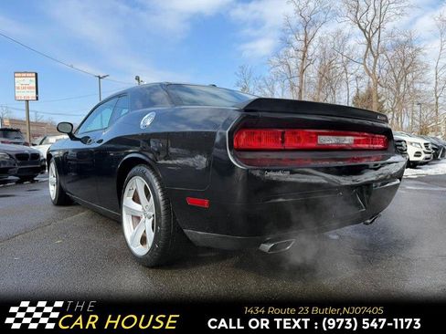 Used 2009 Dodge Challenger SRT8 w/ SRT Option Group II image 8