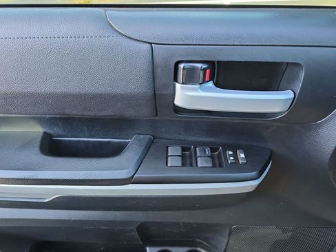 Used 2019 Toyota Tundra SR5 image 32