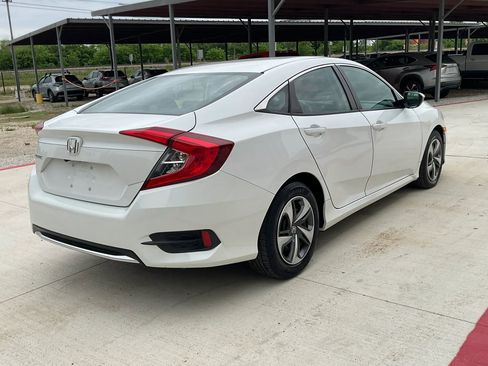 Used 2019 Honda Civic LX image 10