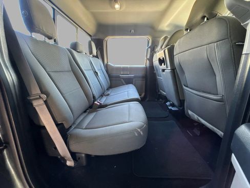 Used 2018 Ford F150 XLT w/ Equipment Group 302A Luxury RWD image 32