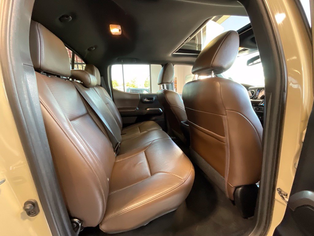 Used 2019 Toyota Tacoma Limited AWD/4WD image 21