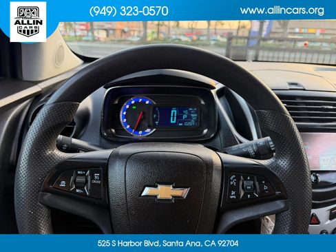 Used 2016 Chevrolet Trax LT FWD image 10