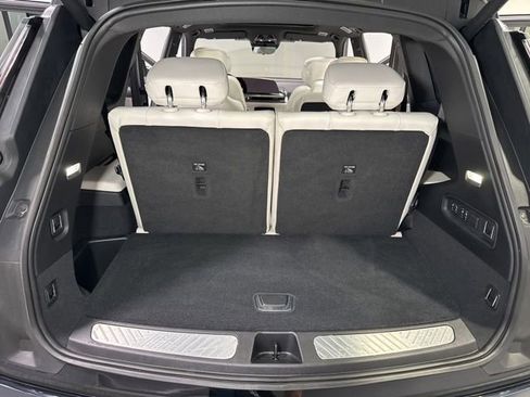 Used 2026 Cadillac Vistiq Sport w/ LPO, Floor Liner Package AWD/4WD image 27