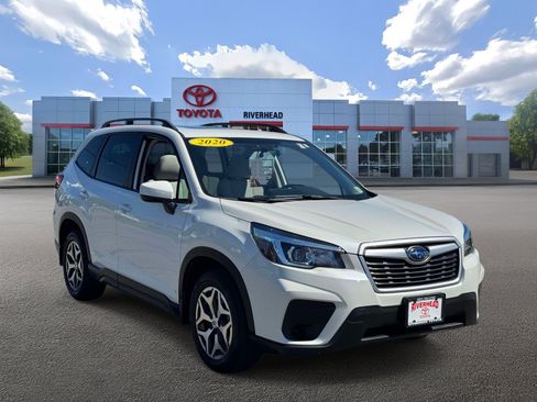 Used 2020 Subaru Forester Premium AWD/4WD image 2