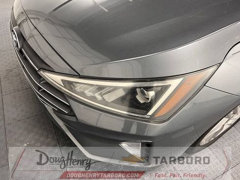 Used 2019 Hyundai Elantra SEL w/ Cargo Package FWD image 10