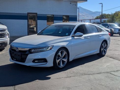 Used 2019 Honda Accord Touring image 8