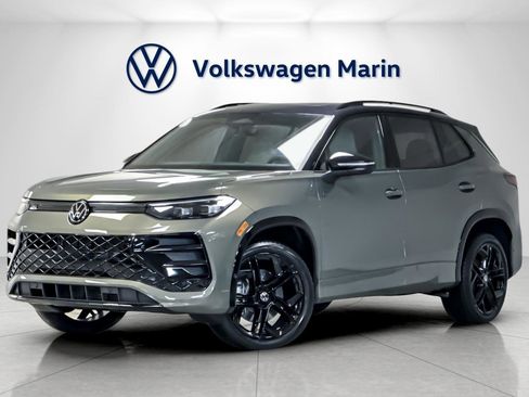 New 2026 Volkswagen Tiguan SE R-Line image 1