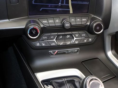 Used 2015 Chevrolet Corvette Stingray w/ 3LT Preferred Equipment Group image 19