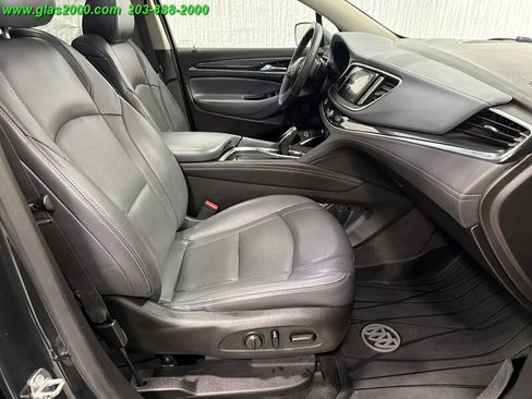 Used 2018 Buick Enclave Premium AWD/4WD image 21
