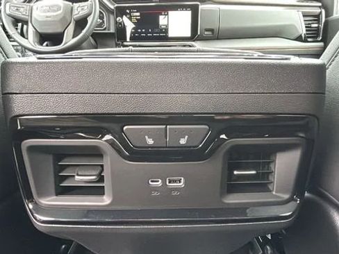 New 2026 GMC Sierra 1500 AT4 w/ AT4 Premium Package AWD/4WD image 30