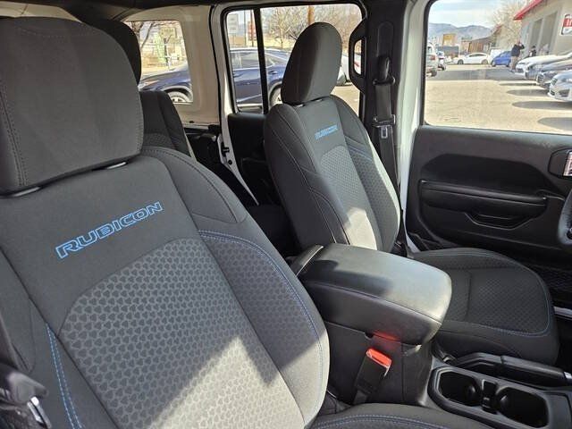 Used 2024 Jeep Wrangler Unlimited Rubicon 4xe AWD/4WD image 8