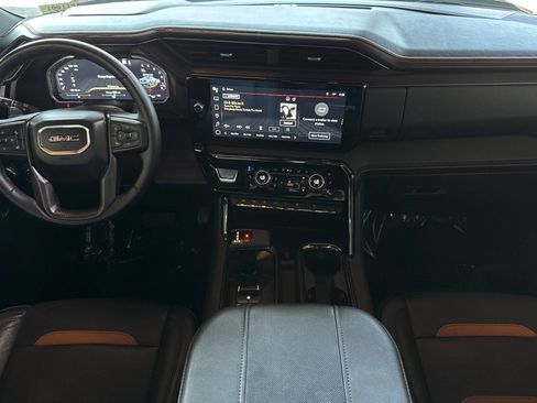 Certified 2023 GMC Sierra 1500 AT4 w/ AT4 Preferred Package AWD/4WD image 16