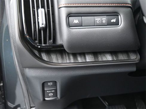 New 2025 Nissan Armada PRO-4X w/ Pro-4X Premium Package image 20