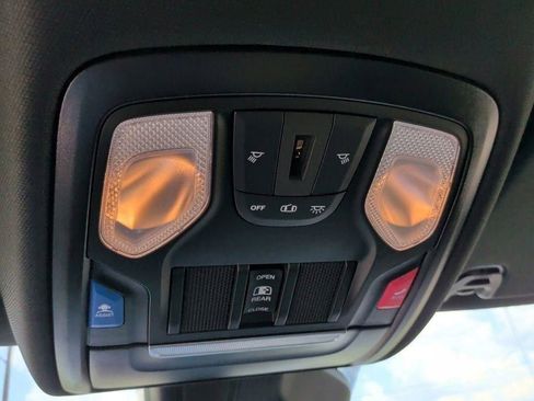 Used 2025 RAM 1500 Lone Star image 24