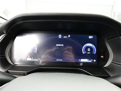 Used 2024 Jeep Grand Cherokee Limited w/ Trailer Tow Package image 9