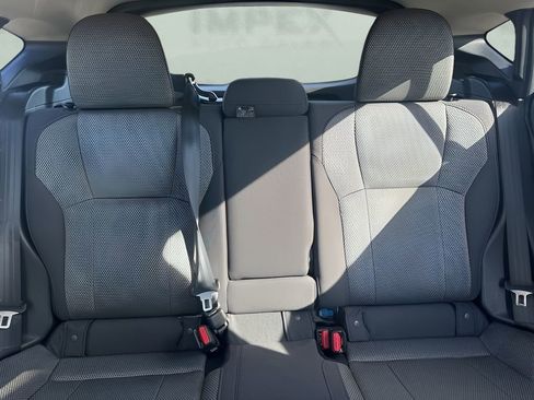 Used 2024 Subaru Crosstrek 2.0i Premium image 12