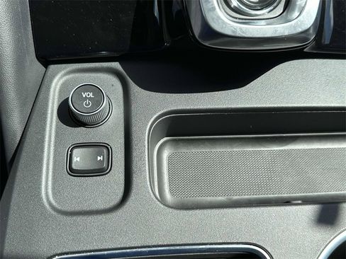 Certified 2025 Acura MDX w/ Technology Package image 12