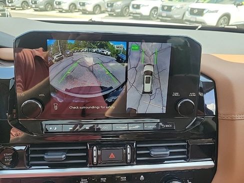 New 2025 Nissan Pathfinder Platinum w/ Cargo Package image 17