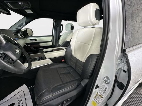 Used 2023 Toyota Tundra Capstone image 11