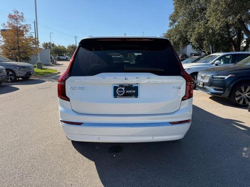 New 2026 Volvo XC90 T8 Plus w/ Protection Package Premier image 5