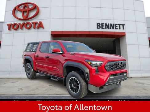 New 2025 Toyota Tacoma TRD Off-Road AWD/4WD image 1