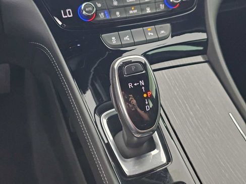 Used 2019 Buick LaCrosse Avenir w/ Driver Confidence Package II image 30