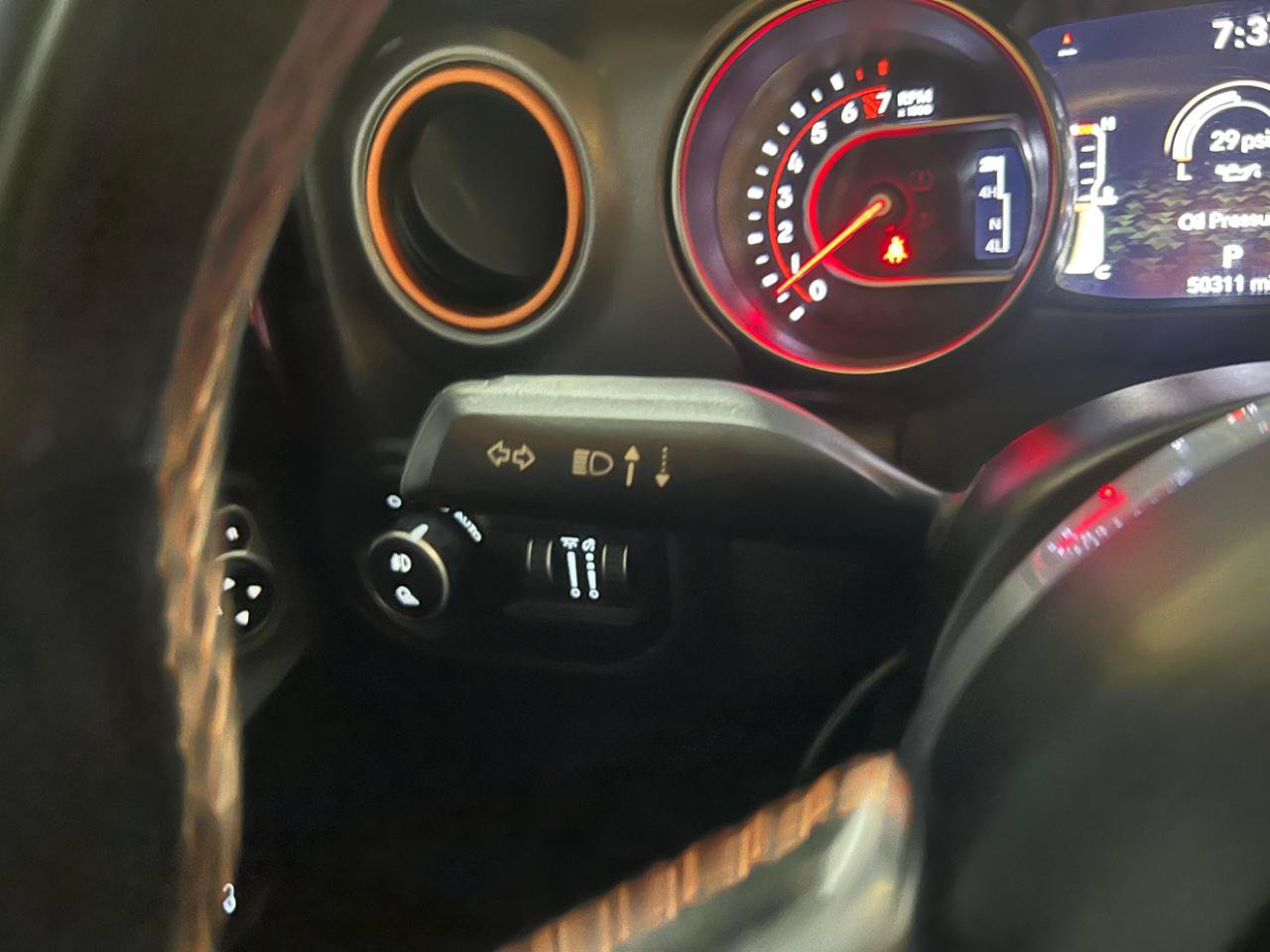 Used 2021 Jeep Gladiator Mojave AWD/4WD image 32