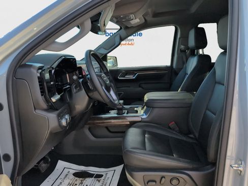 Used 2024 GMC Sierra 1500 Elevation w/ Elevation Premium Package image 10
