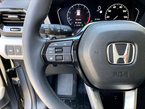 Used 2024 Honda Pilot EX-L image 23