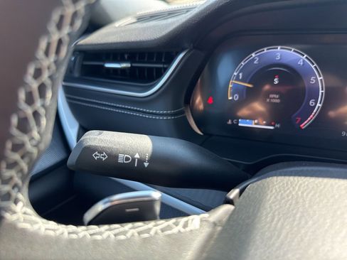 New 2025 Jeep Grand Cherokee Altitude image 14