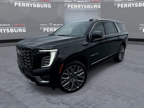 Used 2025 GMC Yukon Denali Ultimate w/ LPO, Floor Liner Package AWD/4WD image 1