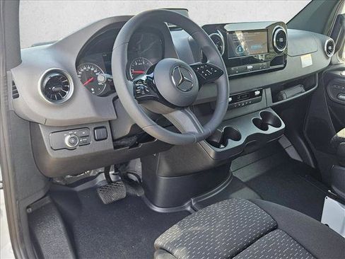 New 2026 Mercedes-Benz Sprinter 2500 image 9