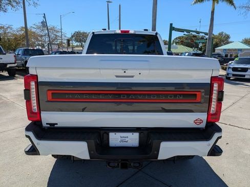 New 2026 Ford F250 Lariat w/ Black Appearance Package AWD/4WD image 5