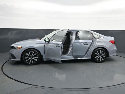 Used 2024 Honda Civic EX image 32