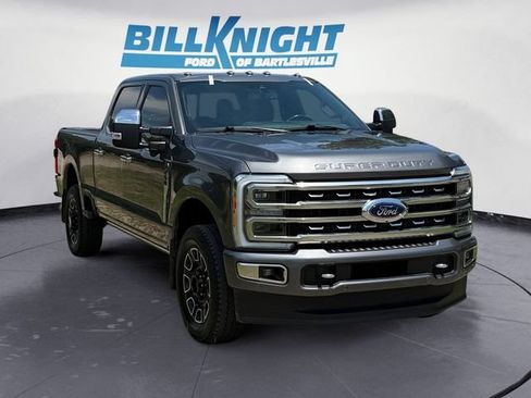 Used 2023 Ford F250 Platinum AWD/4WD image 7