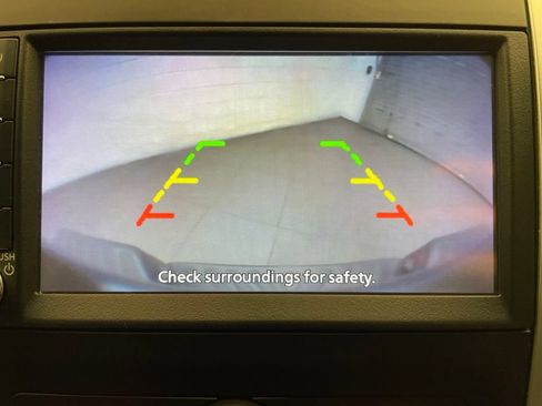 Used 2021 Nissan Frontier SV w/ Midnight Edition Floor Mats AWD/4WD image 16