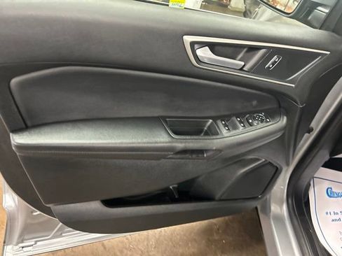 Used 2024 Ford Edge SEL w/ Convenience Package AWD/4WD image 11