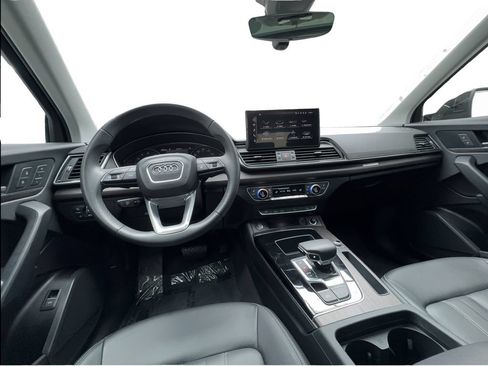 Used 2023 Audi Q5 2.0T Premium w/ Convenience Package AWD/4WD image 35