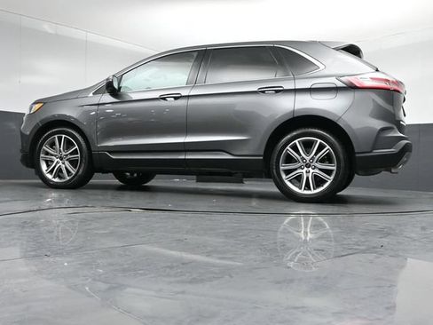 Certified 2024 Ford Edge Titanium AWD/4WD image 40