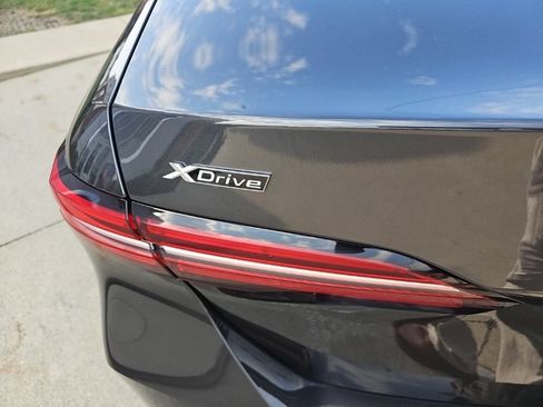 Used 2026 BMW 530i xDrive w/ Premium Package AWD/4WD image 15