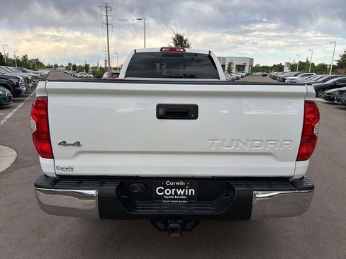 Used 2018 Toyota Tundra SR5 w/ SR5 Upgrade Package AWD/4WD image 7