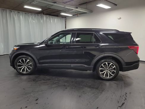 Used 2020 Ford Explorer ST w/ Premium Technology Package image 6