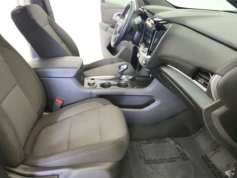 Used 2023 Chevrolet Traverse LT AWD/4WD image 37
