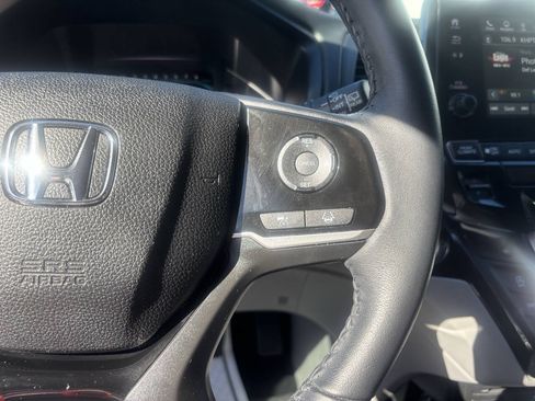 Used 2023 Honda Odyssey Touring image 43