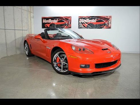 Used 2011 Chevrolet Corvette Grand Sport w/ Preferred Equipment Group RWD image 1
