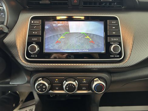 Used 2020 Nissan Kicks S FWD image 19