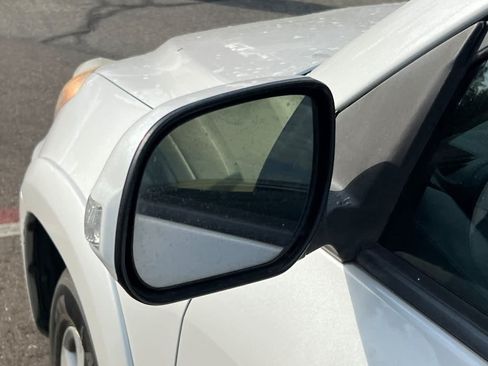 Used 2010 Toyota RAV4 Limited AWD/4WD image 8