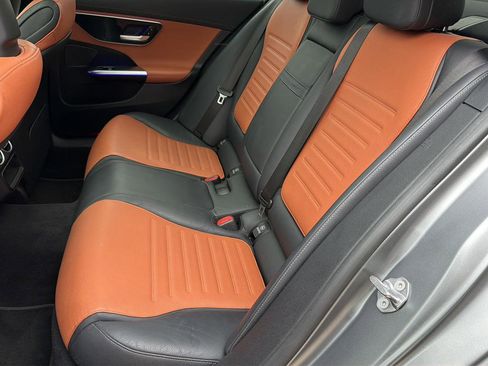 Used 2023 Mercedes-Benz C 300 Sedan image 11