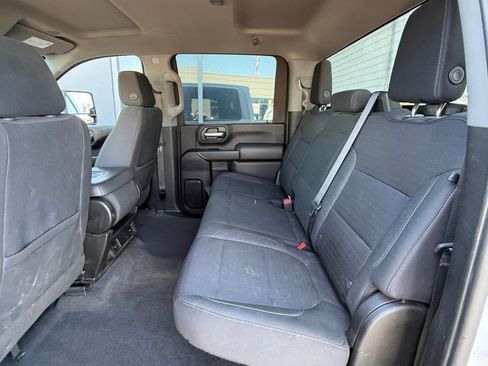 Used 2022 Chevrolet Silverado 2500 Custom w/ Custom Value Package AWD/4WD image 14
