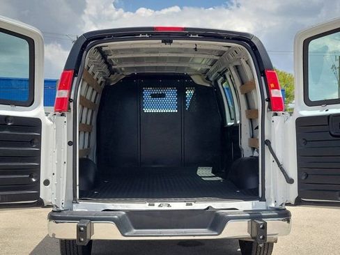 Used 2024 Chevrolet Express 2500 w/ Driver Convenience Package RWD image 11
